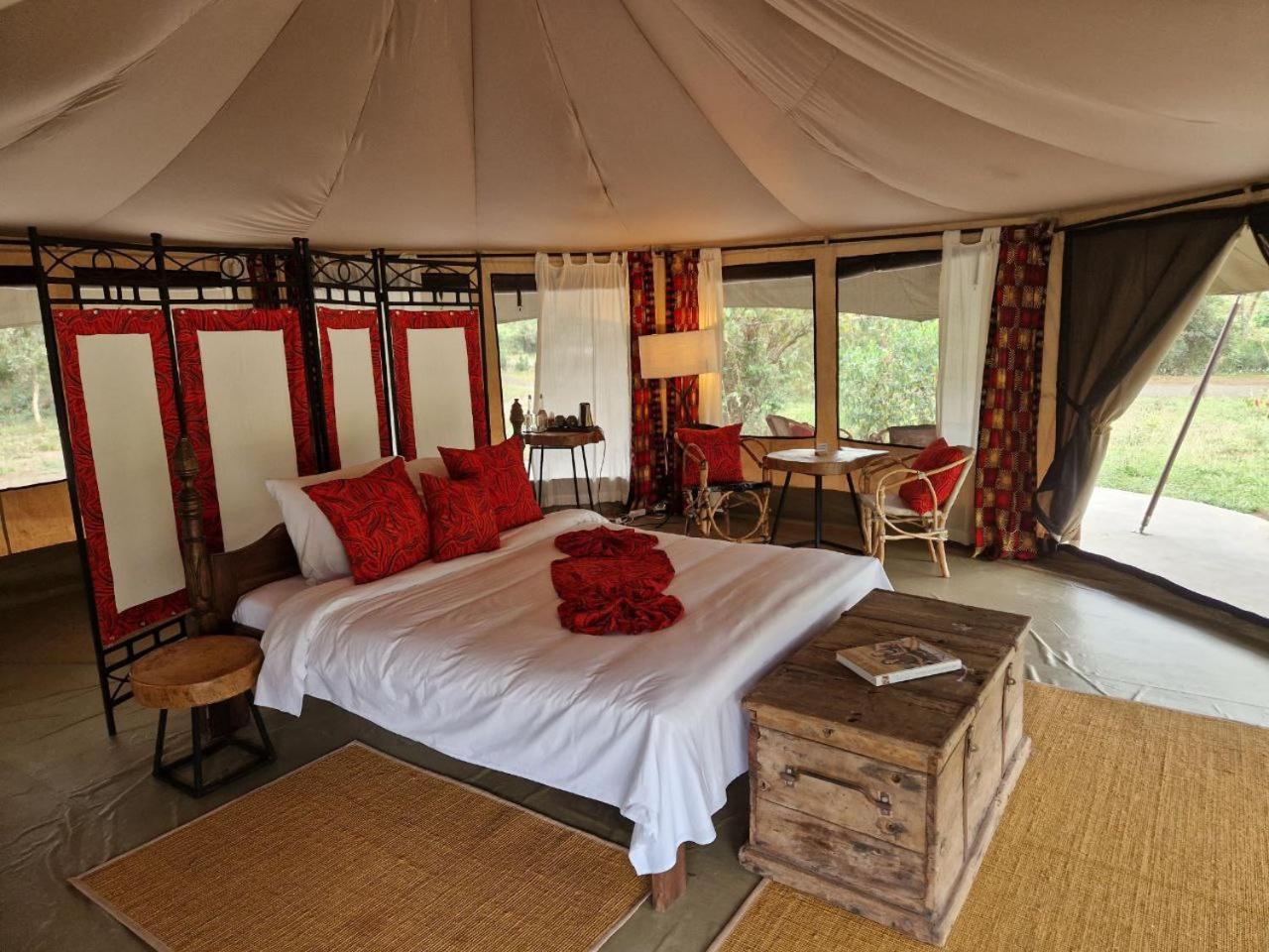 Dolly Farm & River Camp, Luxury Tents Usa River Екстер'єр фото